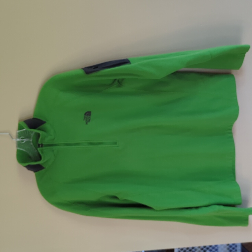North Face 1/4 zip pullover